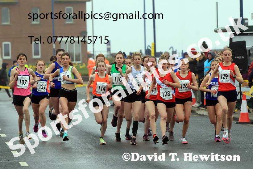 Girls under-15s 5k, 2023 Northern Mens 12 stage and Womens 6 Stage Relays and Young Athletes, Redcar. Photo: David T. Hewitson/Sports for All Pics